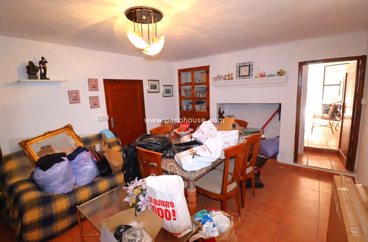 Resale - Country House -
Velez-Rubio