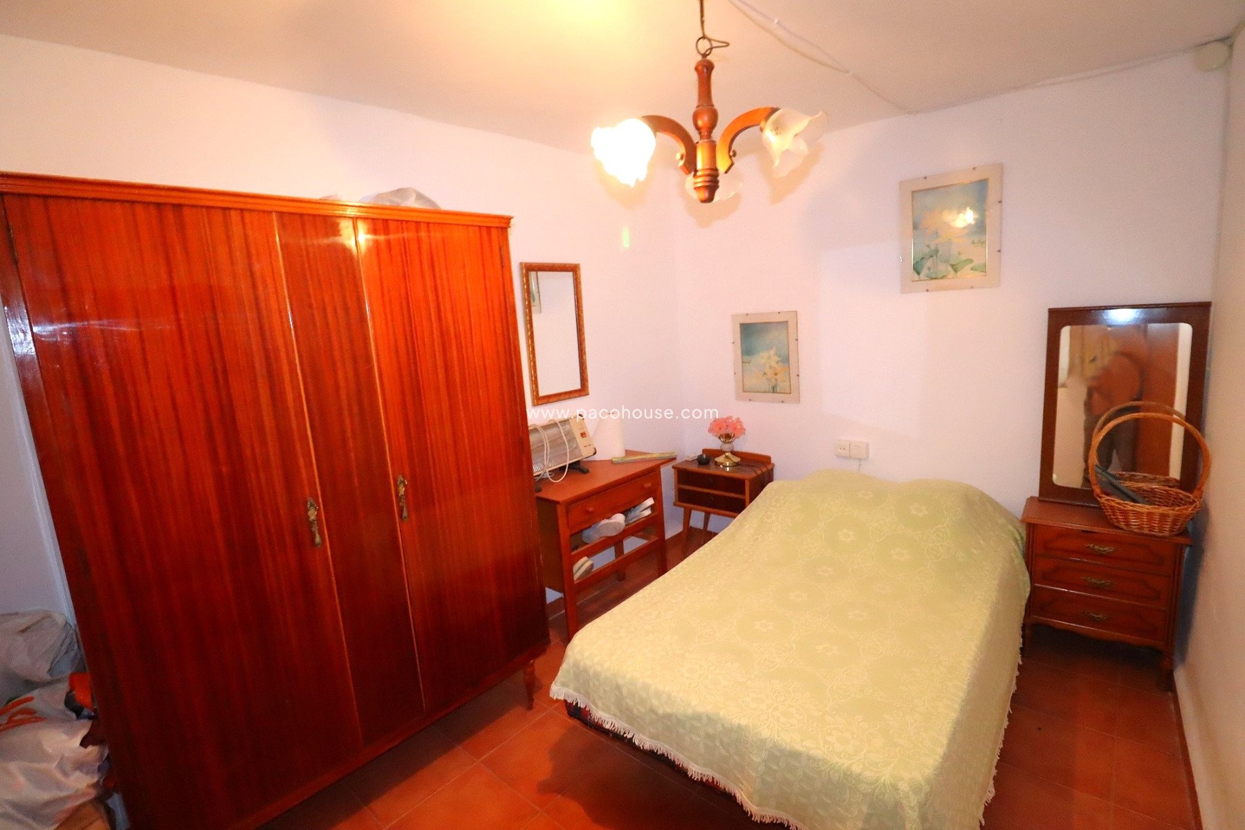 Resale - Country House -
Velez-Rubio