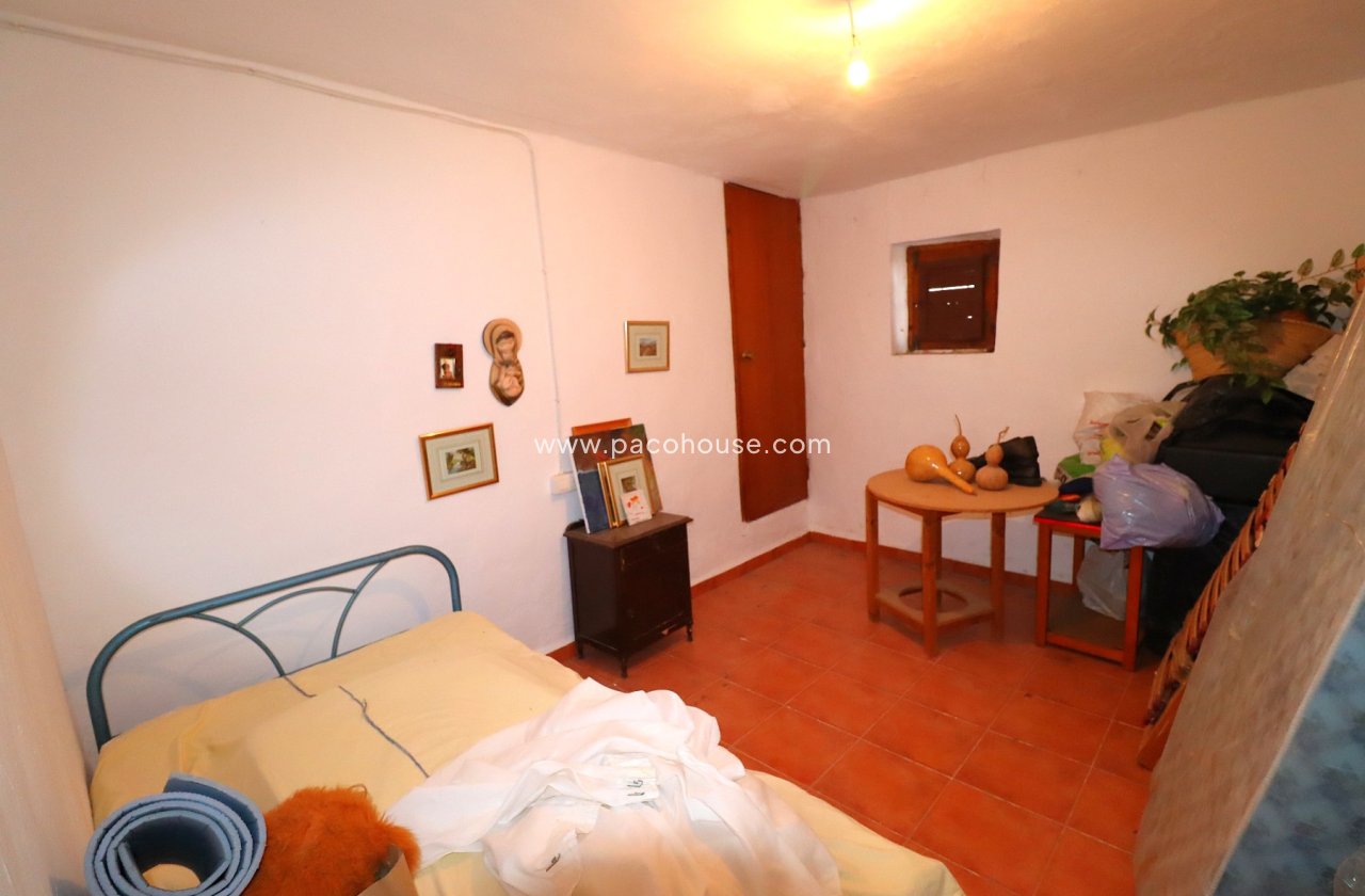 Resale - Country House -
Velez-Rubio