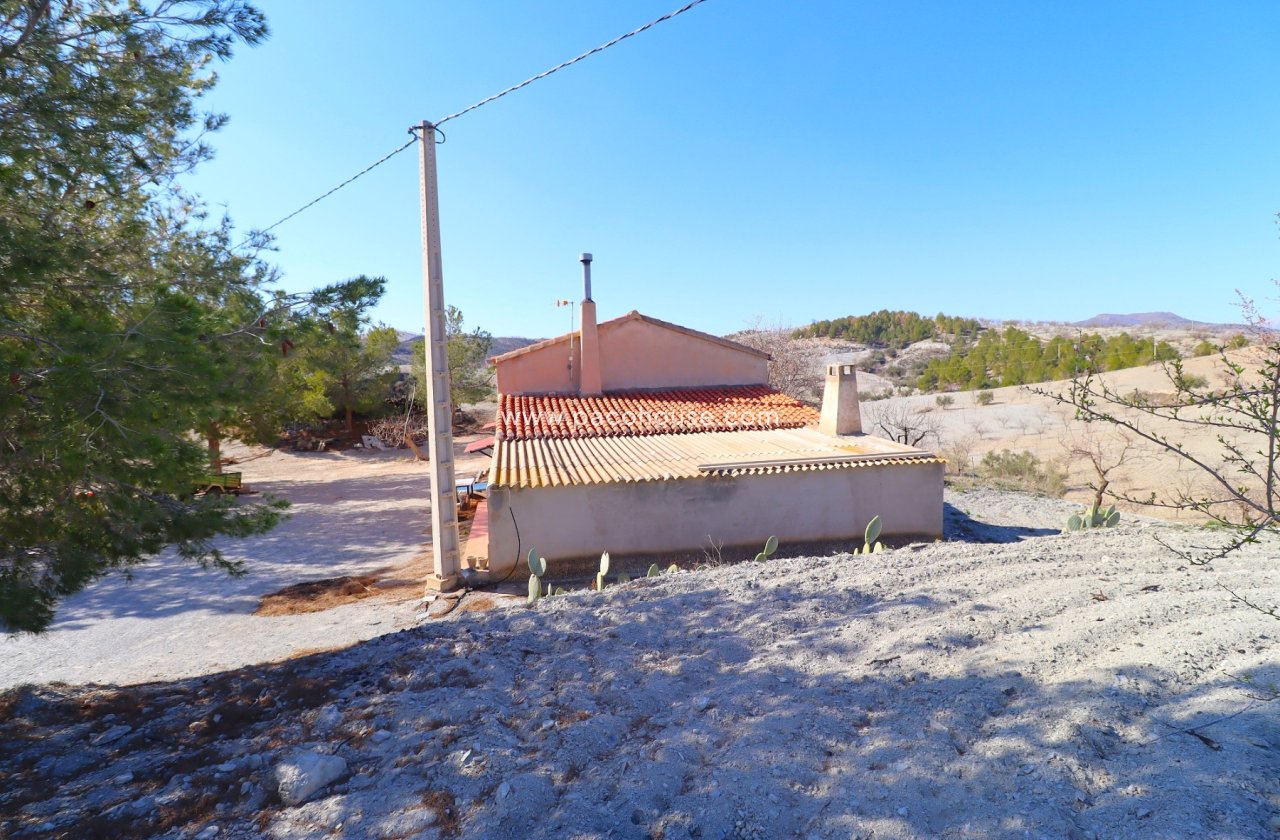 Resale - Country House -
Velez-Rubio