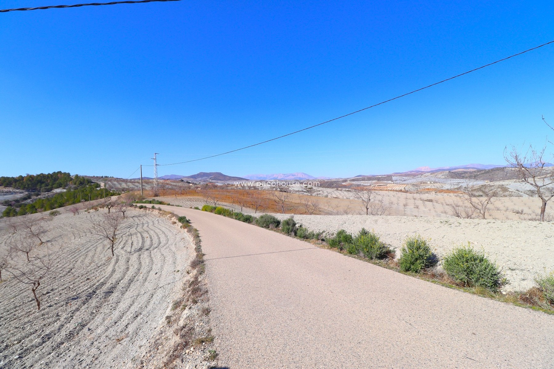 Resale - Country House -
Velez-Rubio