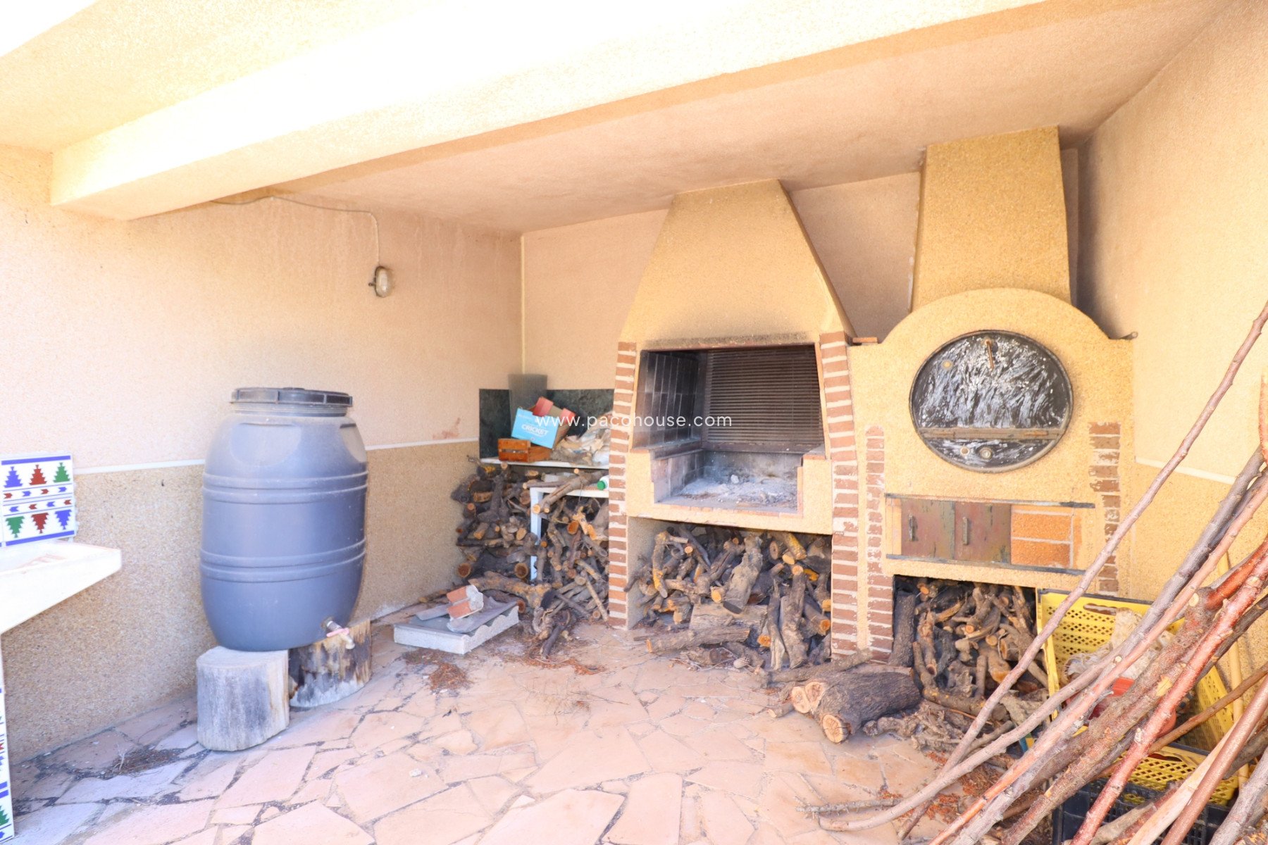 Resale - Country House -
Velez-Rubio