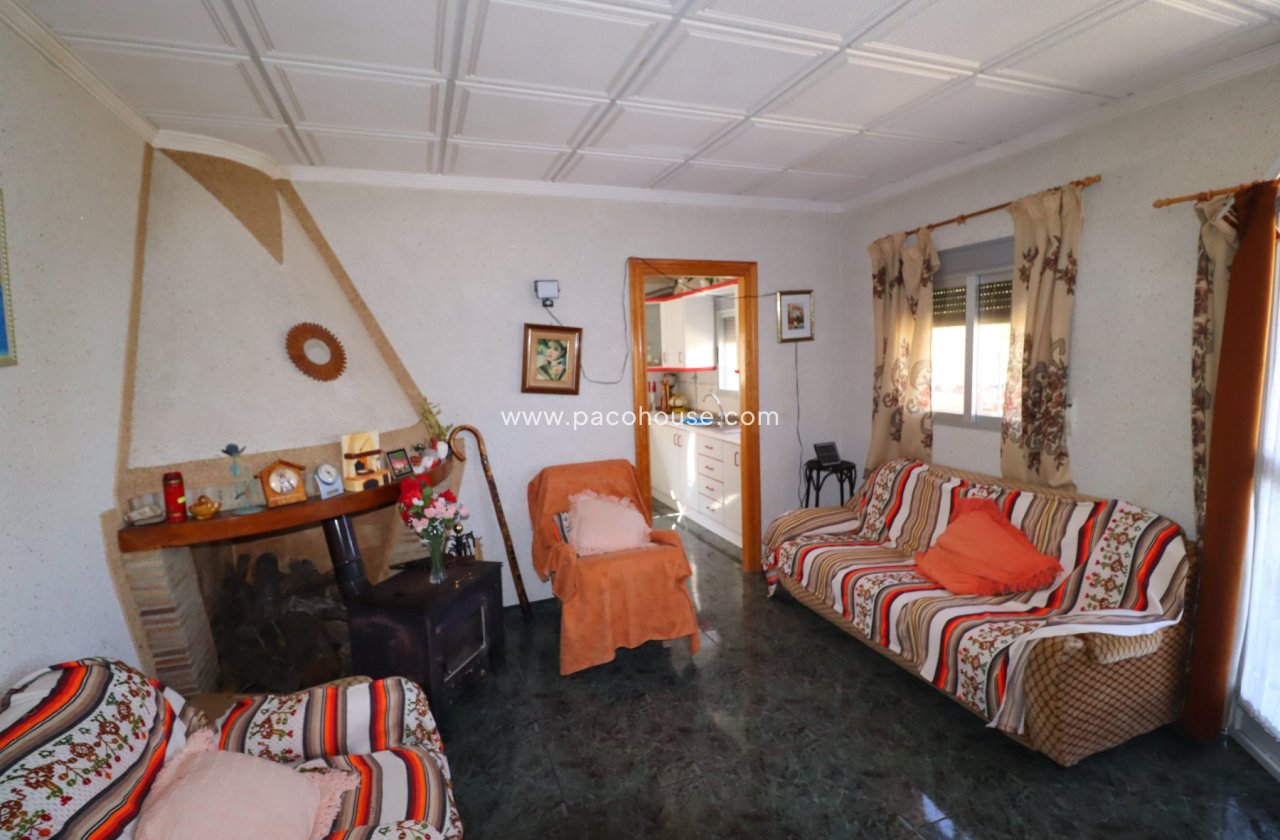 Resale - Country House -
Velez-Rubio