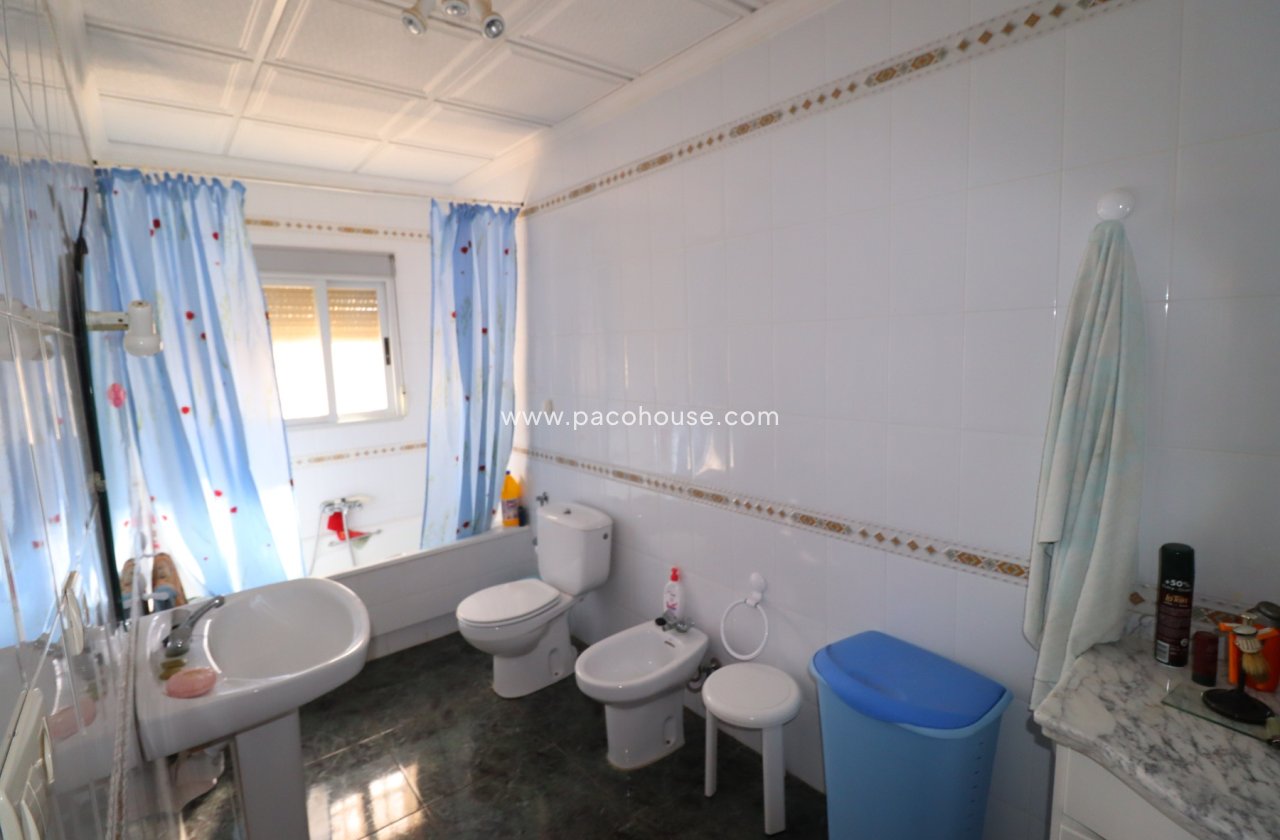 Resale - Country House -
Velez-Rubio