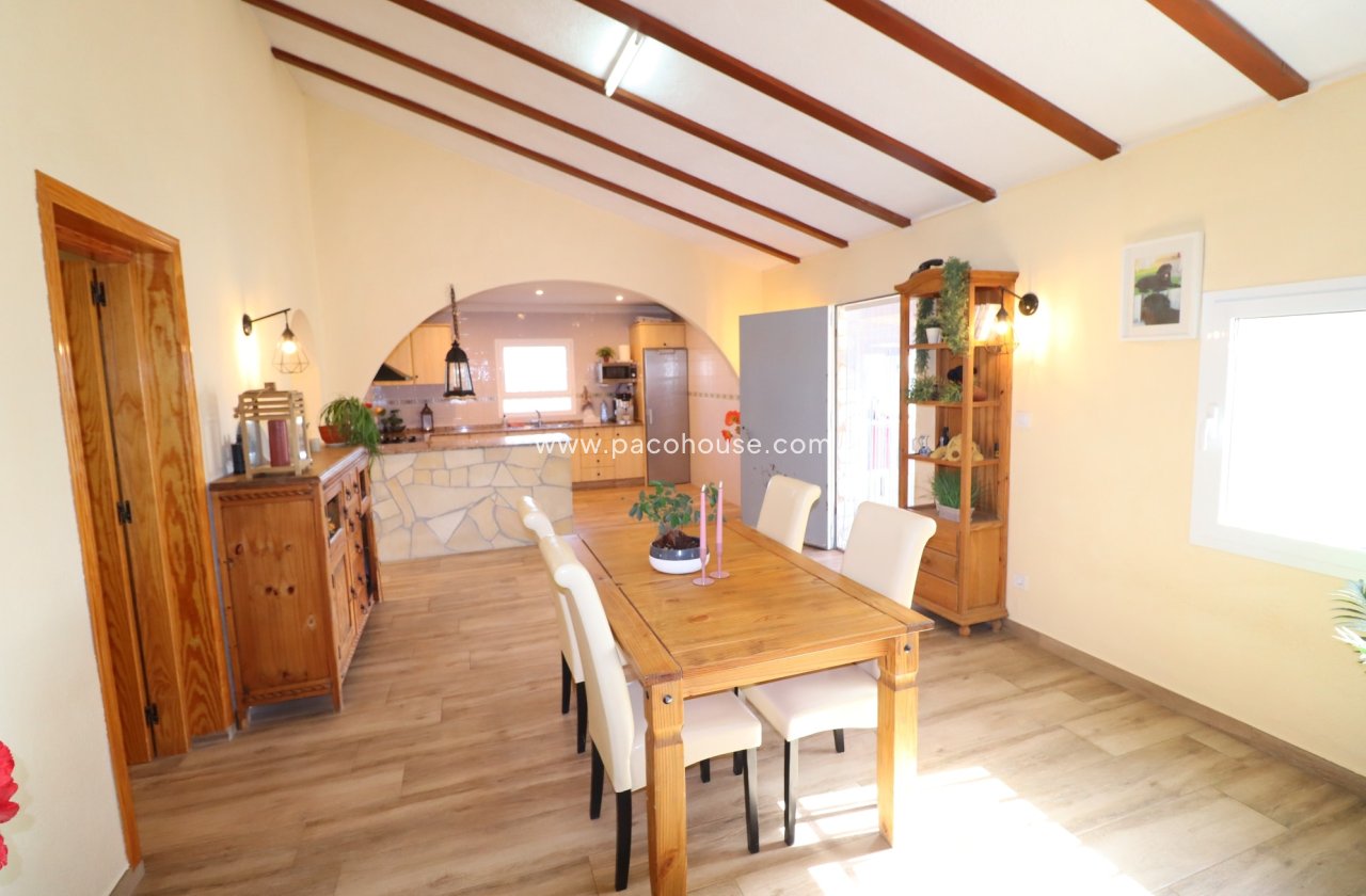 Resale - Country House -
Zarzalico