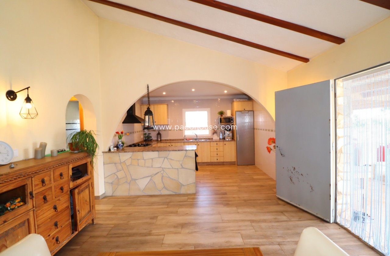 Resale - Country House -
Zarzalico