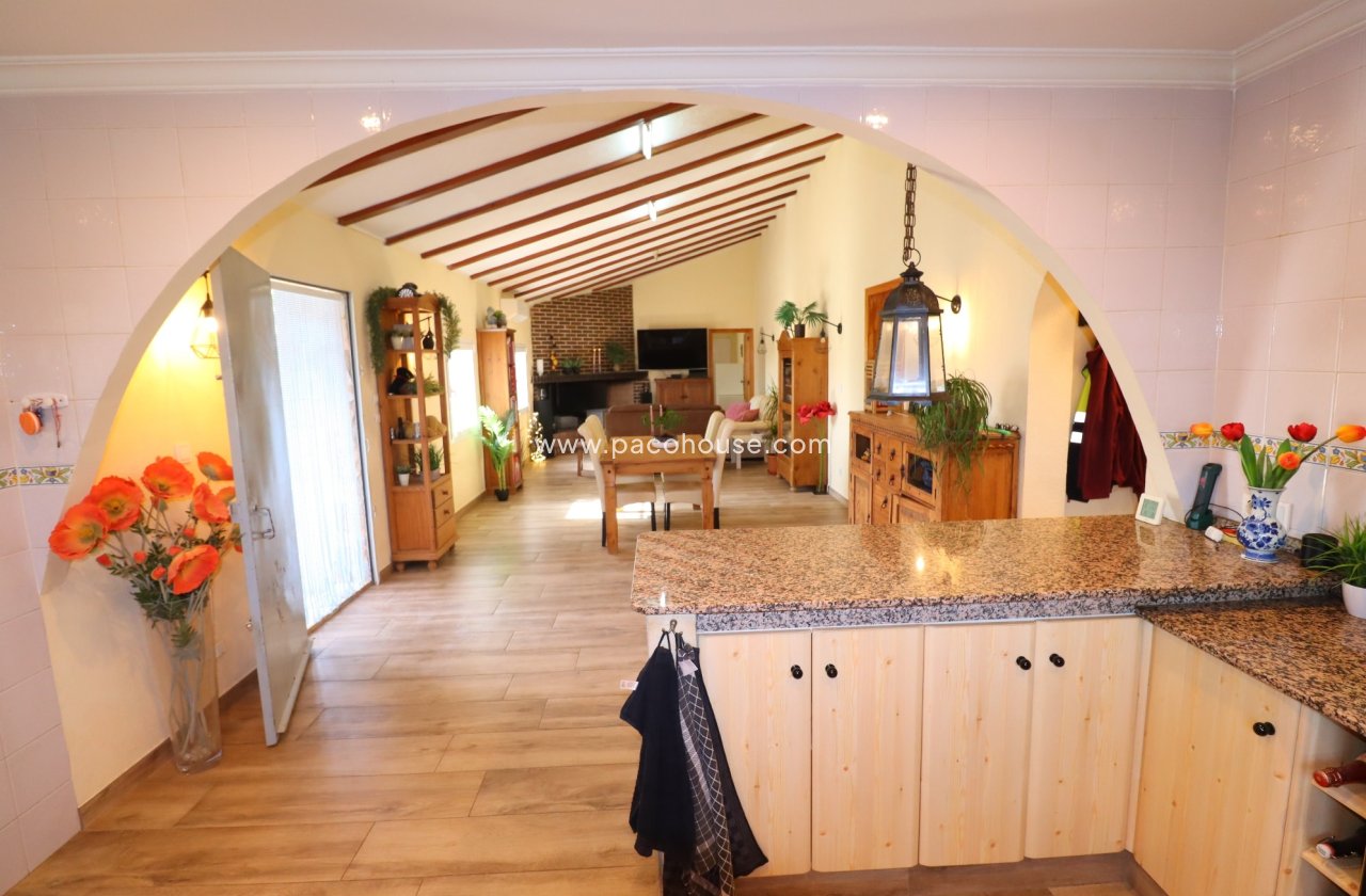 Resale - Country House -
Zarzalico