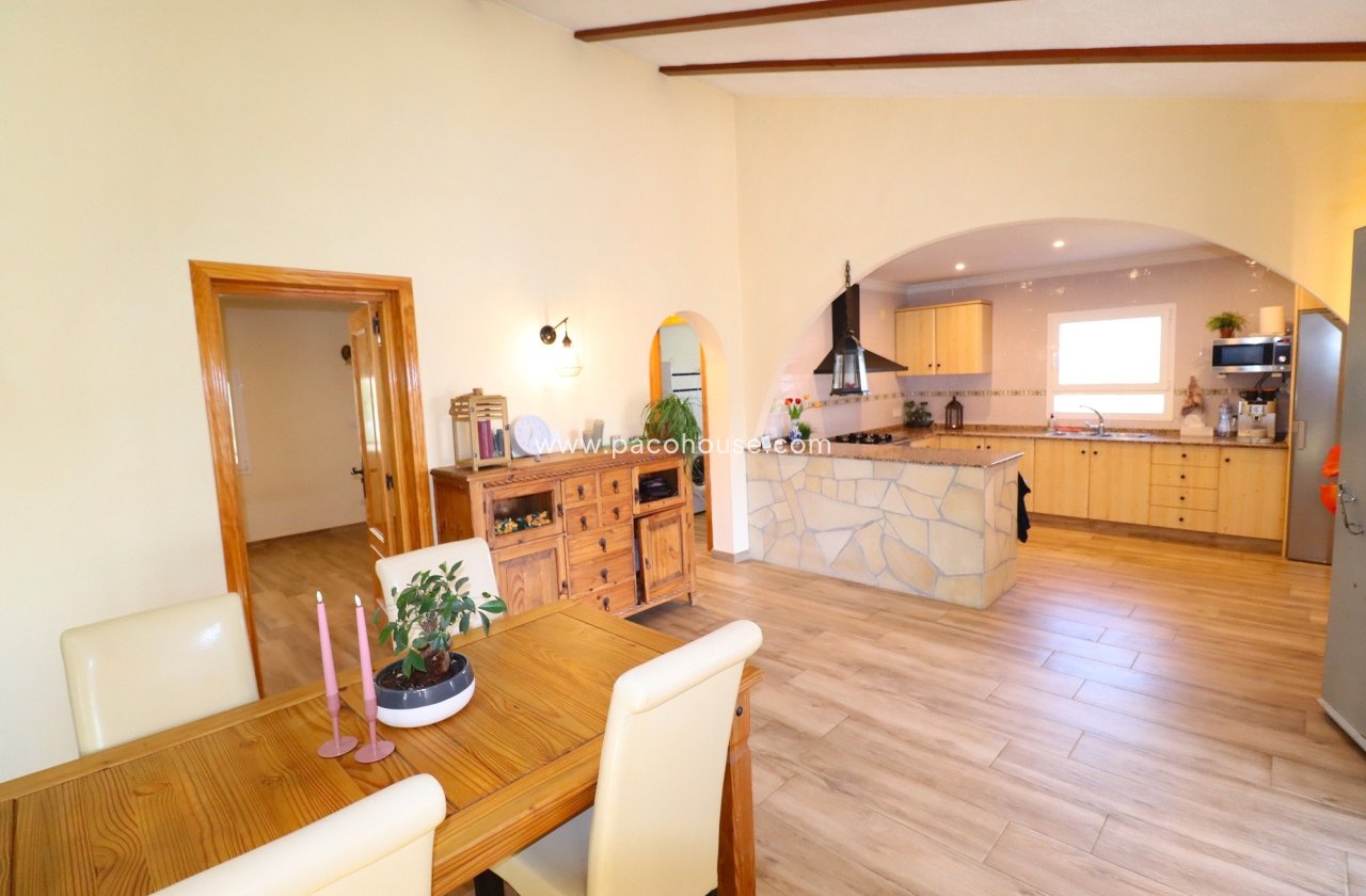 Resale - Country House -
Zarzalico