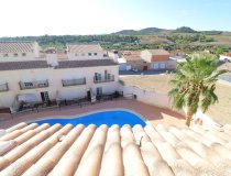 Resale - Duplex -
La Parroquia