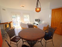 Resale - Duplex -
La Parroquia