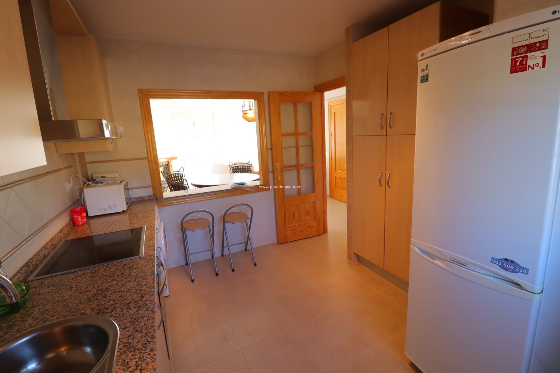 Resale - Duplex -
La Parroquia