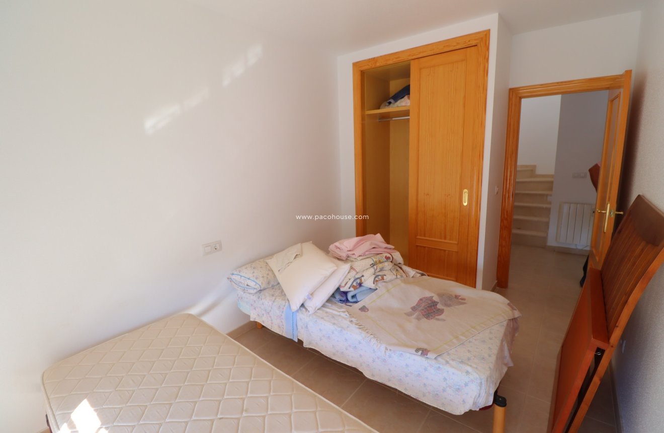 Resale - Duplex -
La Parroquia