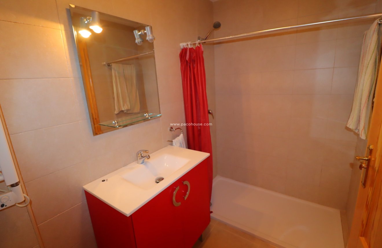 Resale - Duplex -
La Parroquia