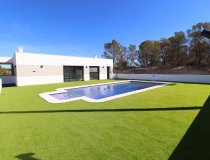 Resale - New Development -
La Parroquia