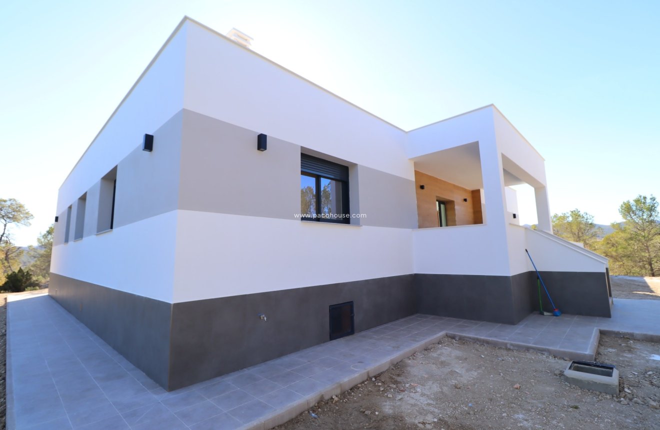 Resale - New Development -
La Parroquia