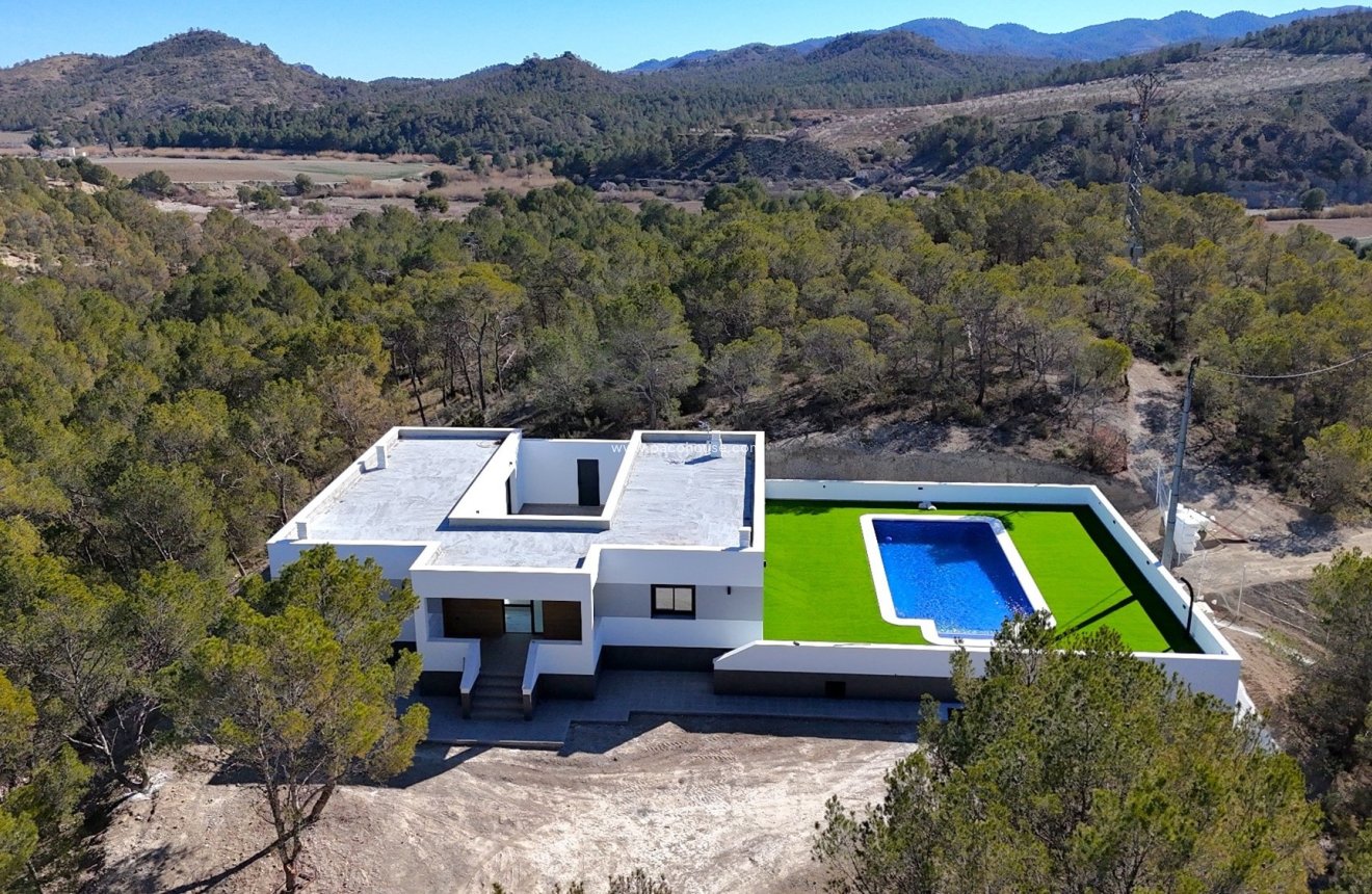 Resale - New Development -
La Parroquia