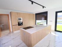 Resale - New Development -
La Parroquia