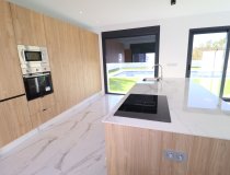 Resale - New Development -
La Parroquia