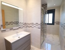 Resale - New Development -
La Parroquia