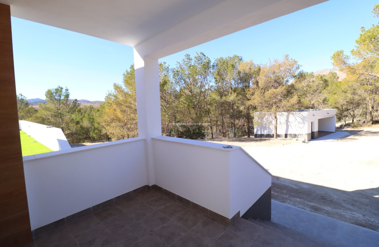 Resale - New Development -
La Parroquia