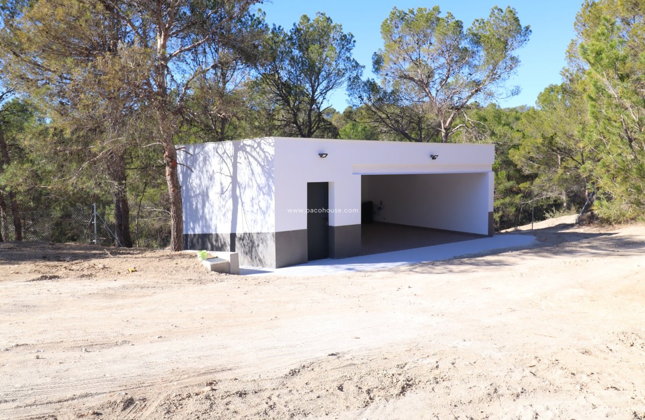 Resale - New Development -
La Parroquia