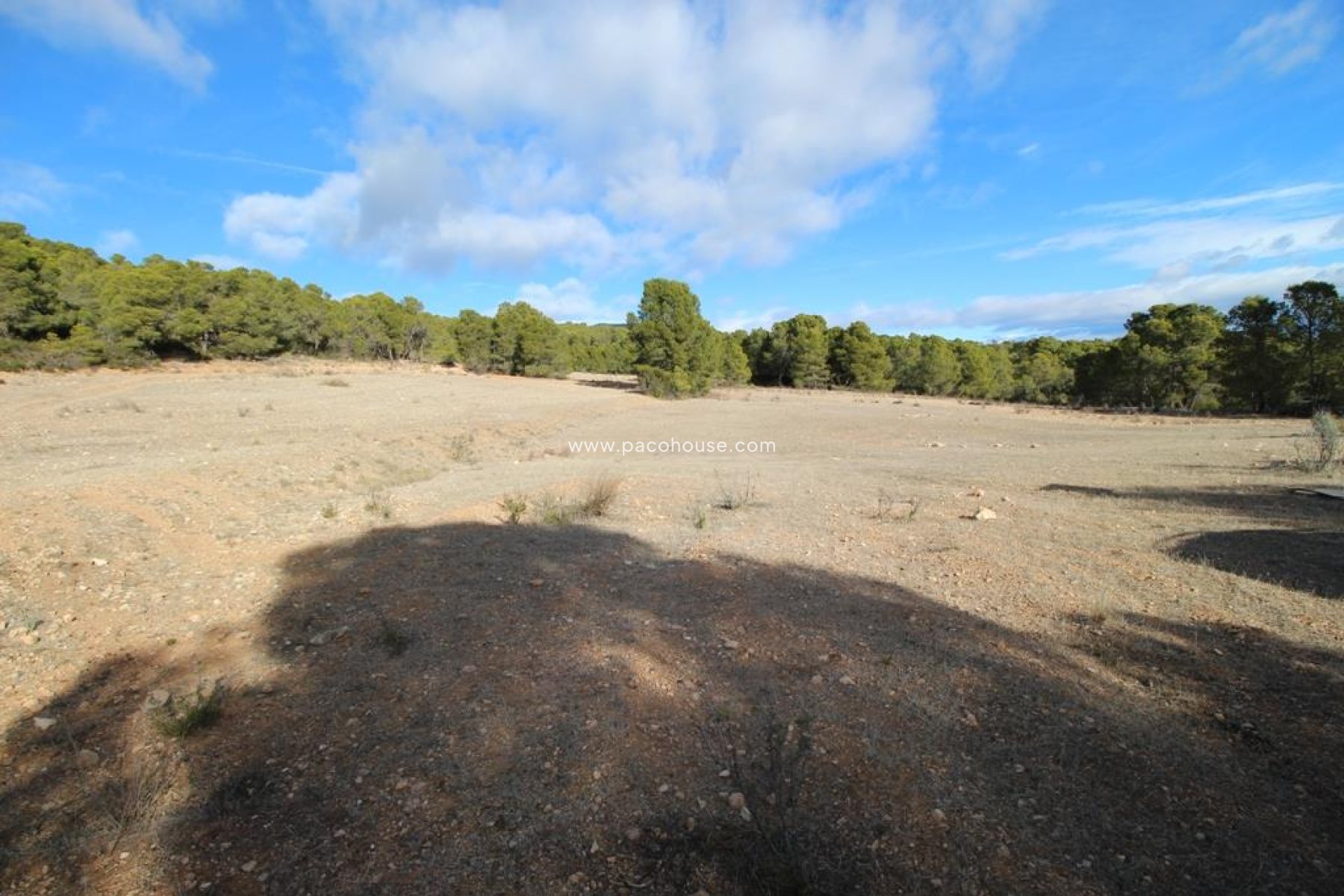 Resale - Plot / Land -
La Parroquia