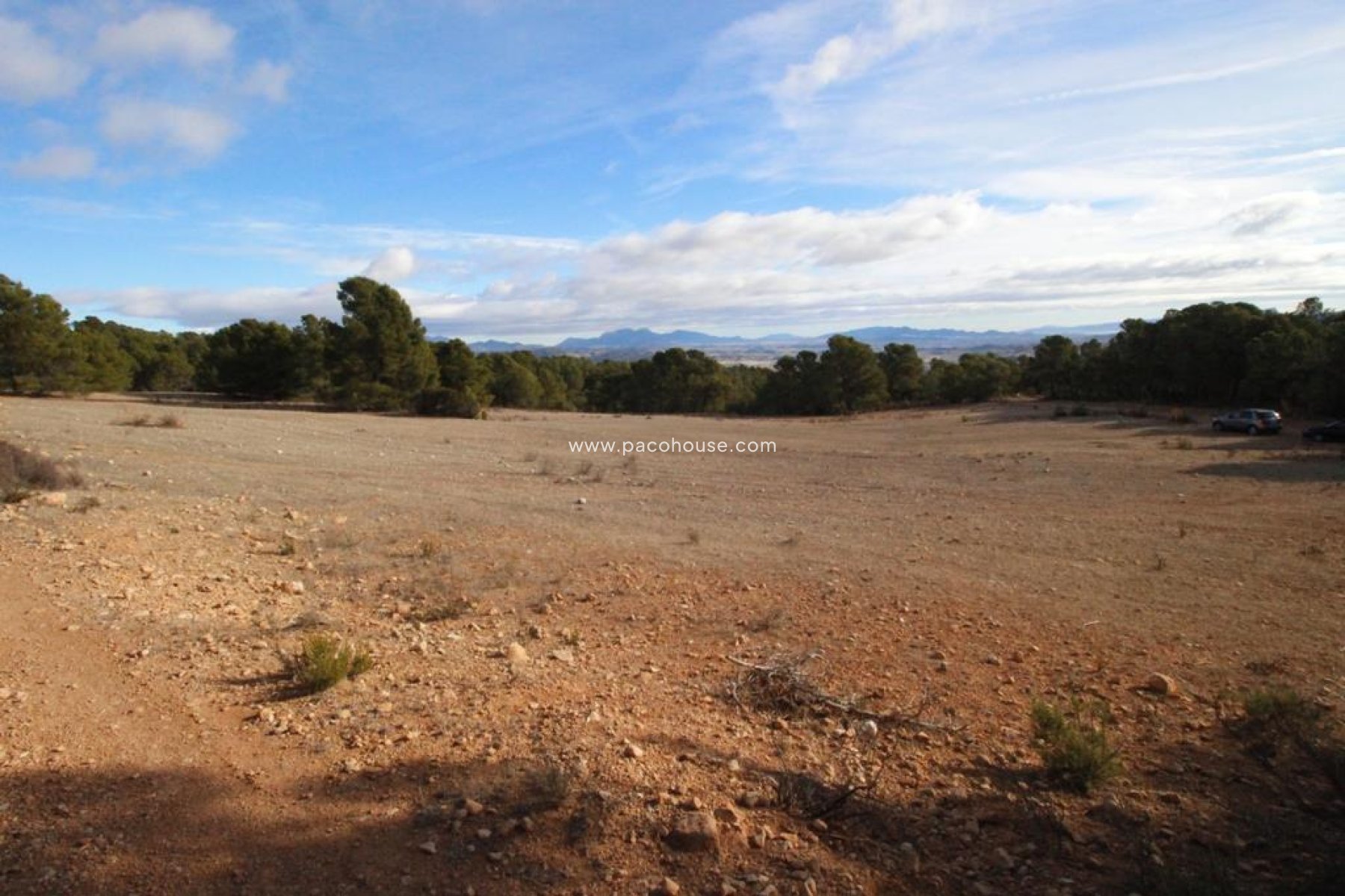 Resale - Plot / Land -
La Parroquia