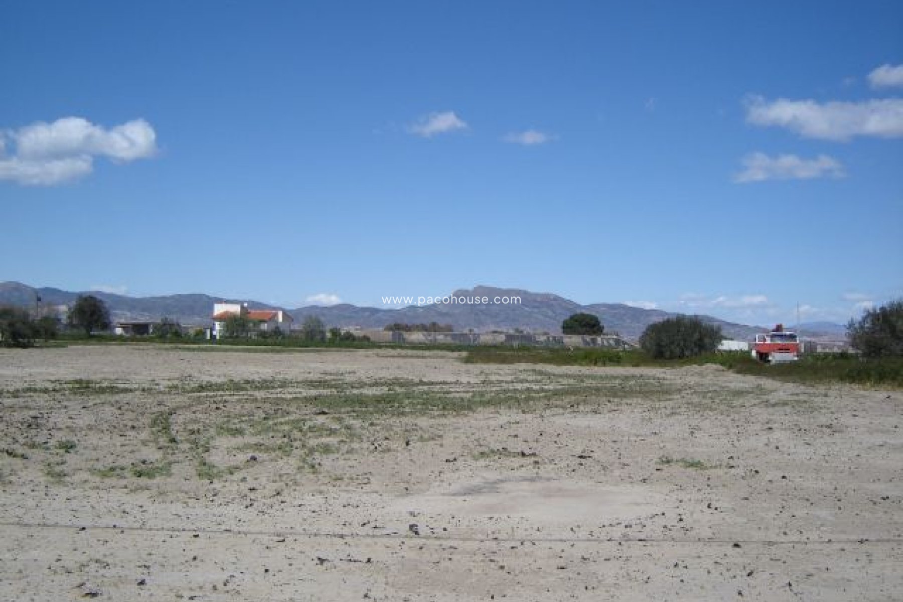 Resale - Plot / Land -
Purias