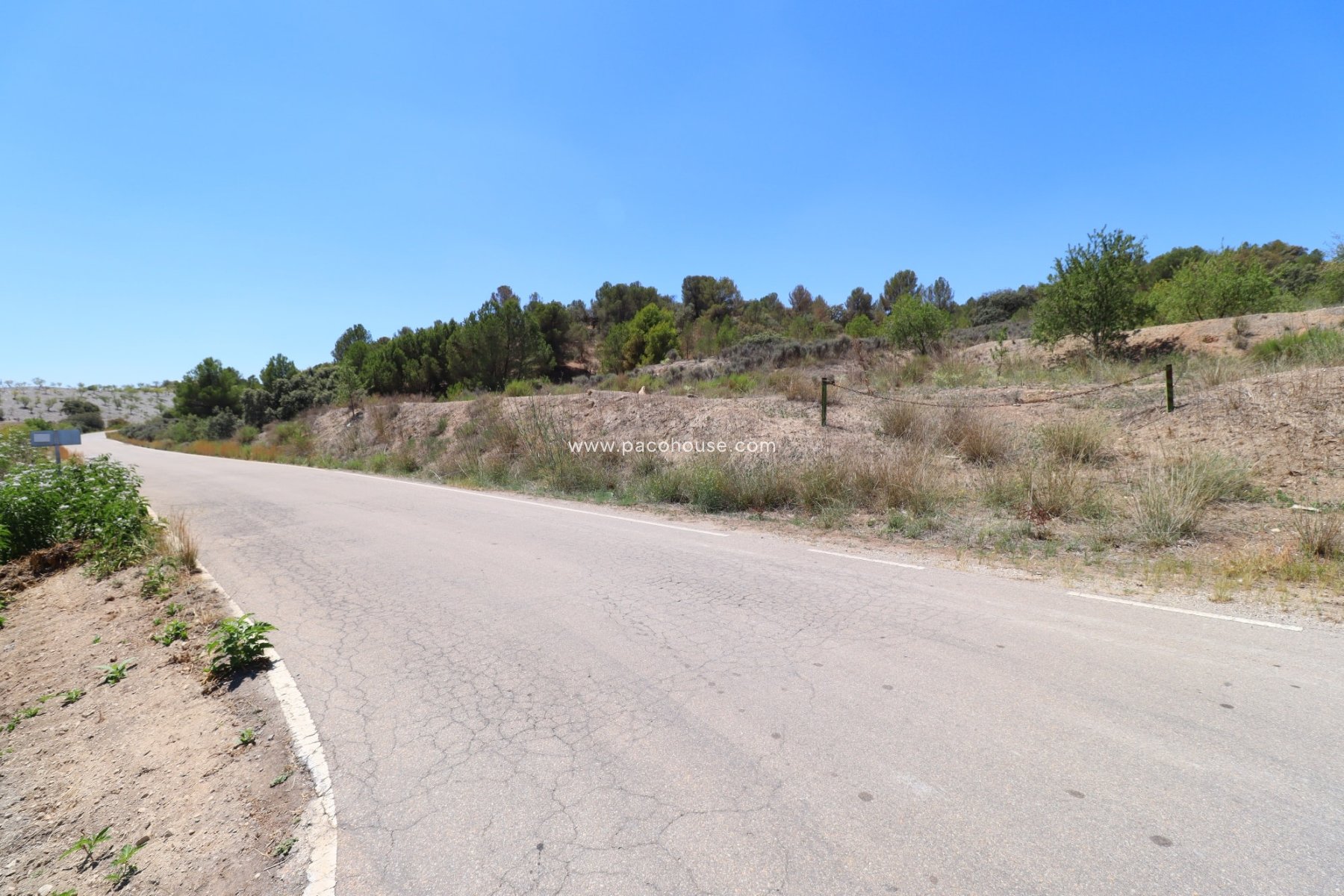 Resale - Plot / Land -
Zarzalico