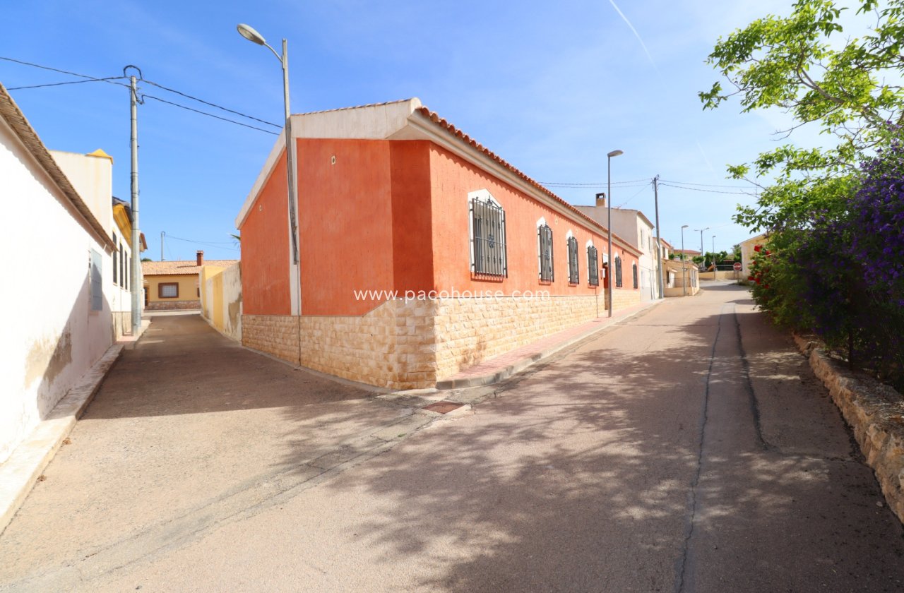 Resale - Town House -
Lorca