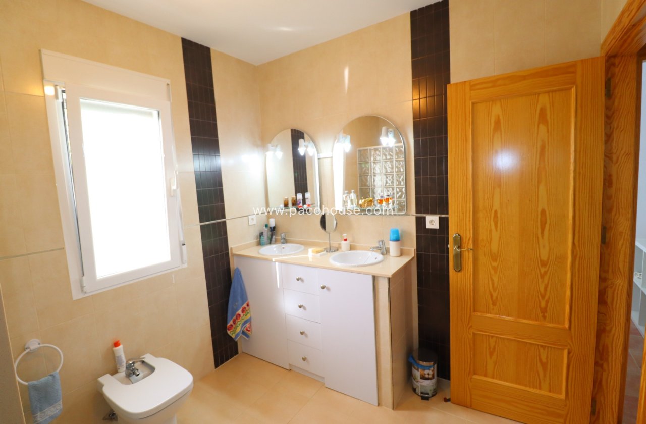 Resale - Town House -
Lorca