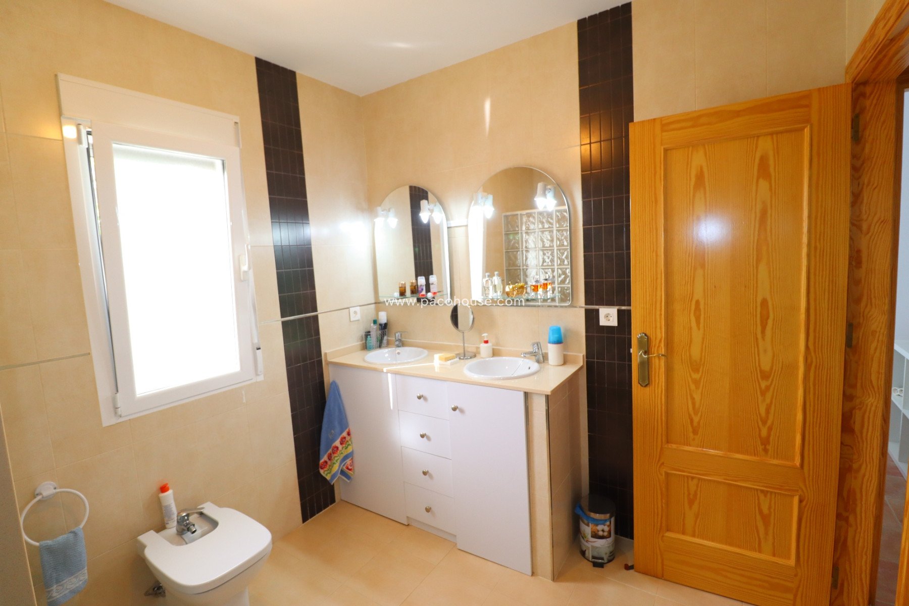 Resale - Town House -
Lorca