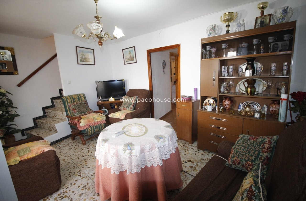 Resale - Town House -
Velez-Blanco