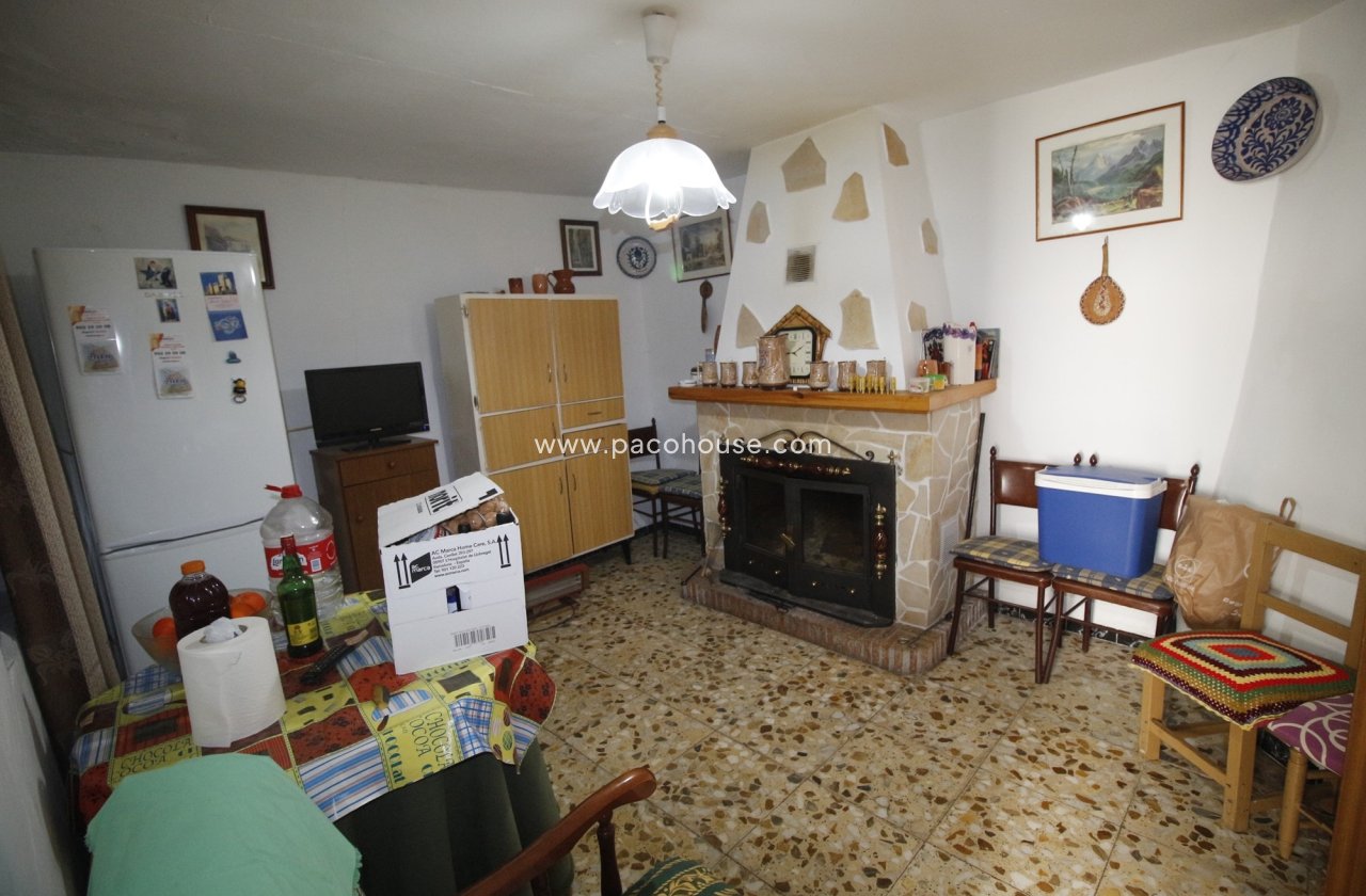 Resale - Town House -
Velez-Blanco