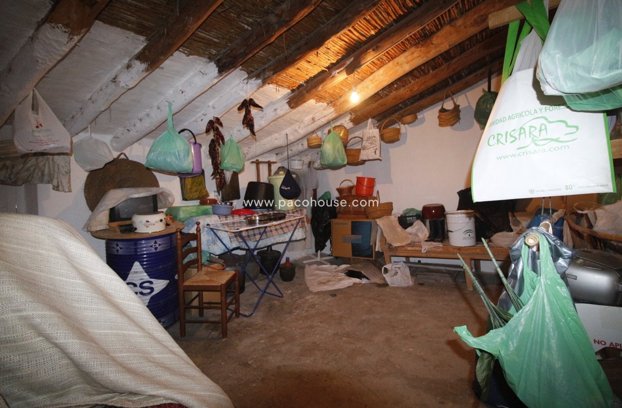 Resale - Town House -
Velez-Blanco