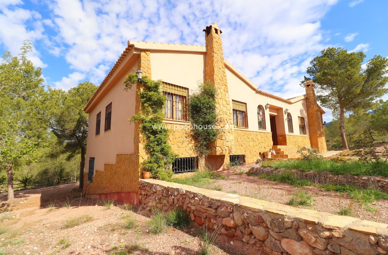 Resale - Villa -
Aledo