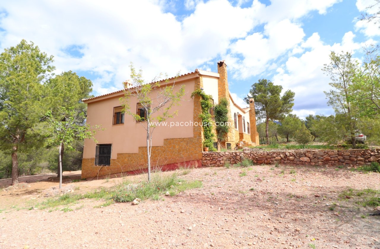 Resale - Villa -
Aledo