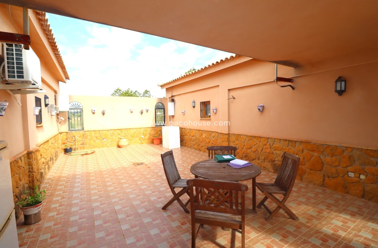 Resale - Villa -
Aledo