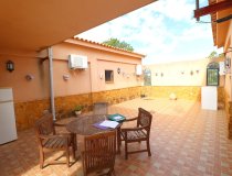 Resale - Villa -
Aledo