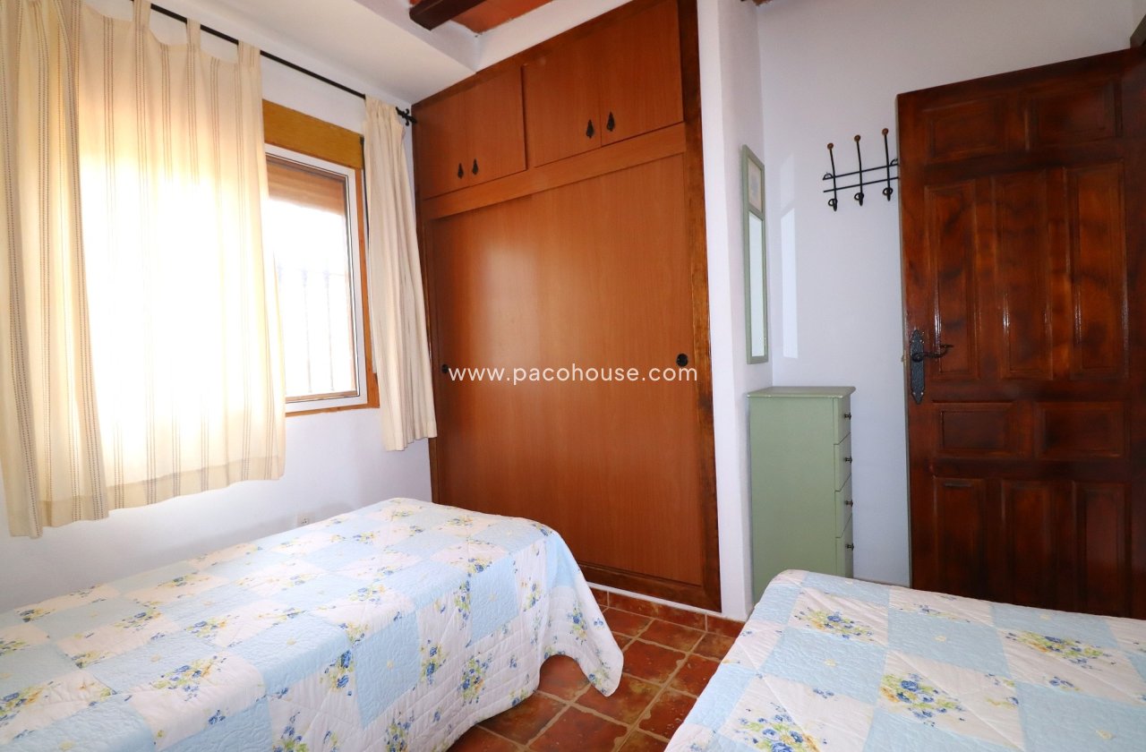 Resale - Villa -
Aledo