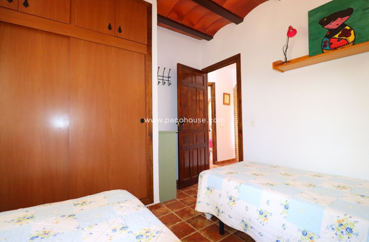 Resale - Villa -
Aledo