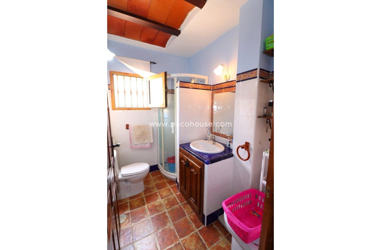 Resale - Villa -
Aledo