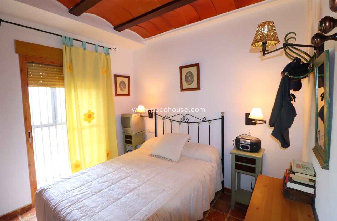 Resale - Villa -
Aledo