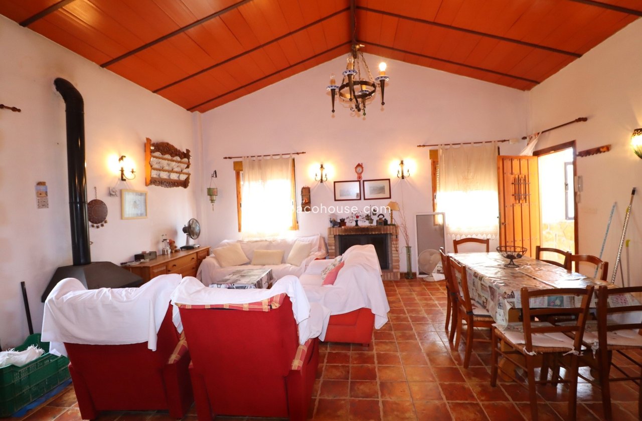 Resale - Villa -
Aledo