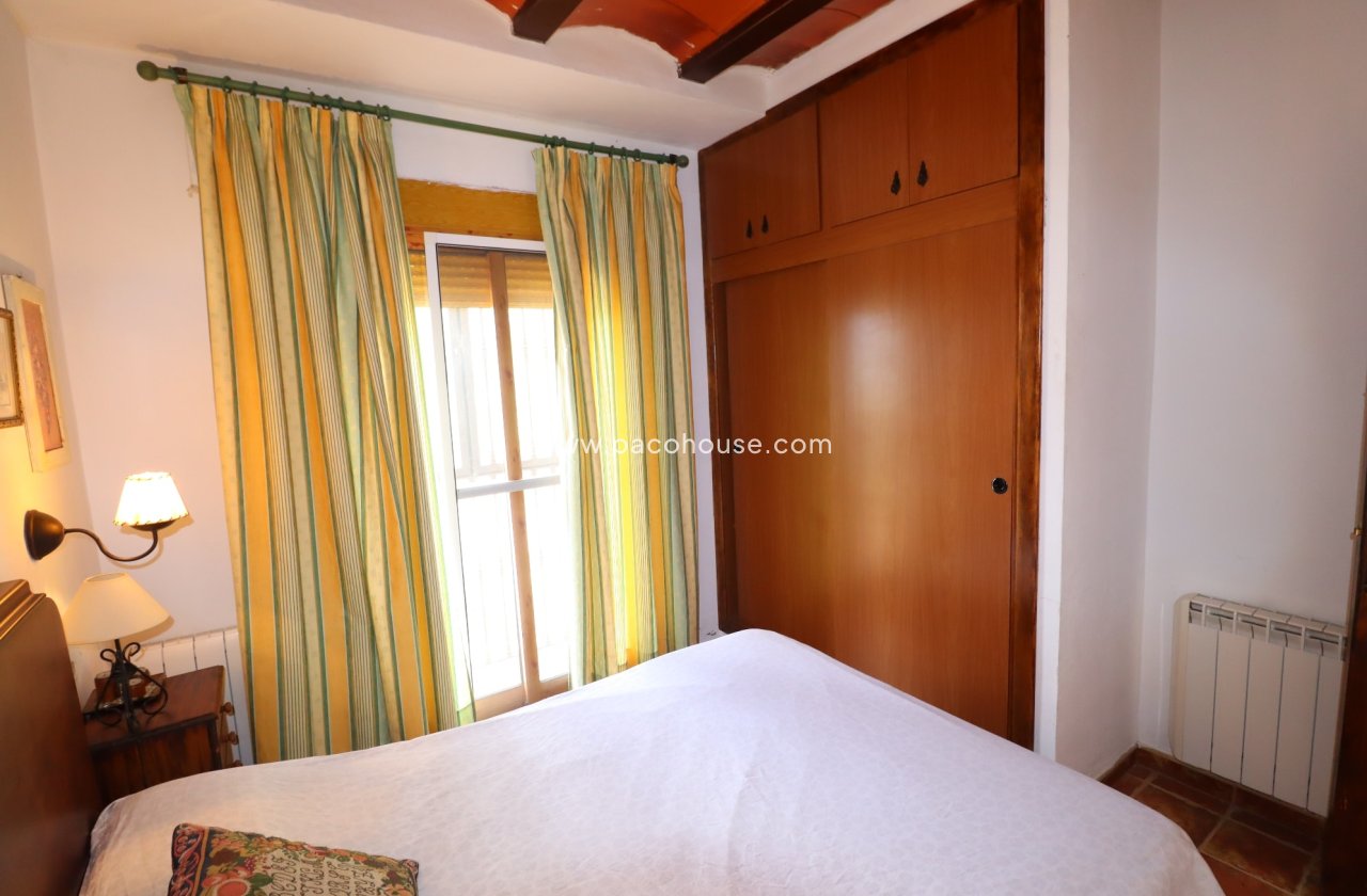 Resale - Villa -
Aledo