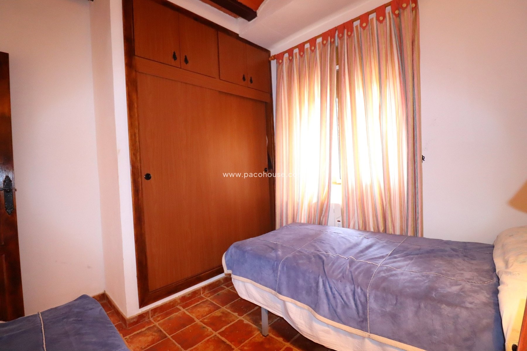 Resale - Villa -
Aledo