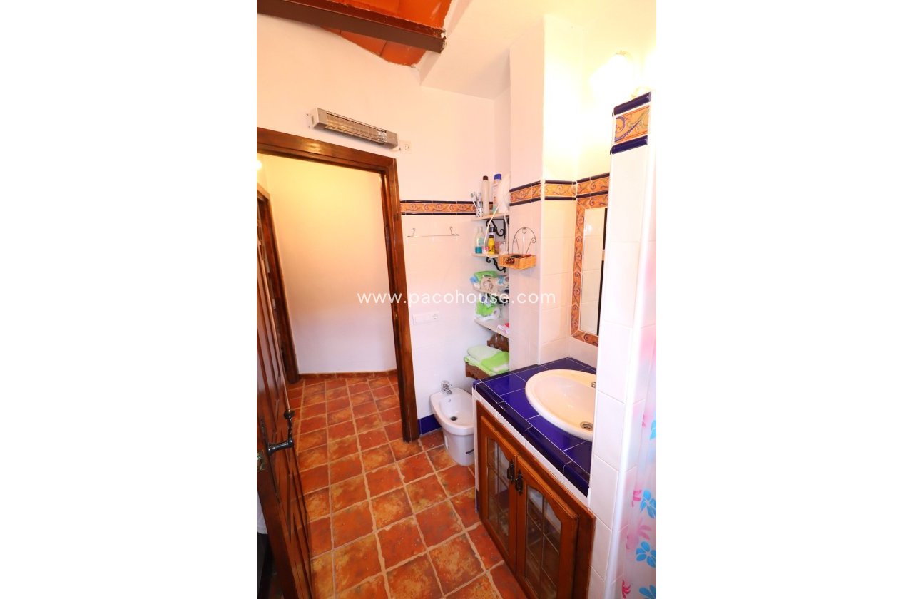 Resale - Villa -
Aledo