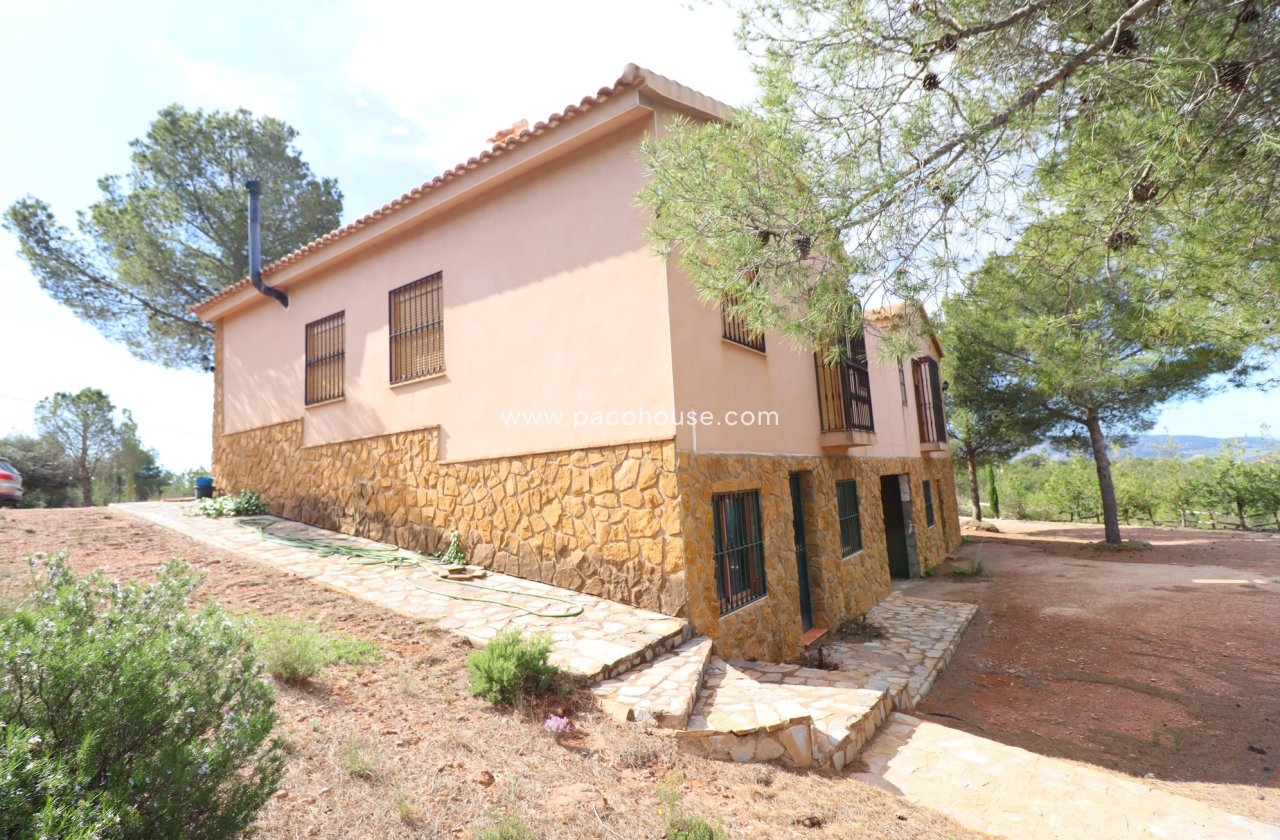 Resale - Villa -
Aledo