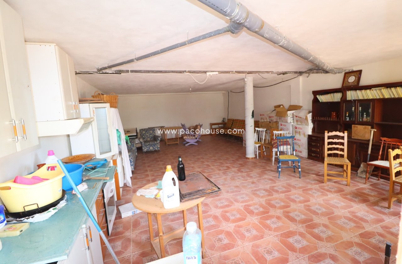 Resale - Villa -
Aledo