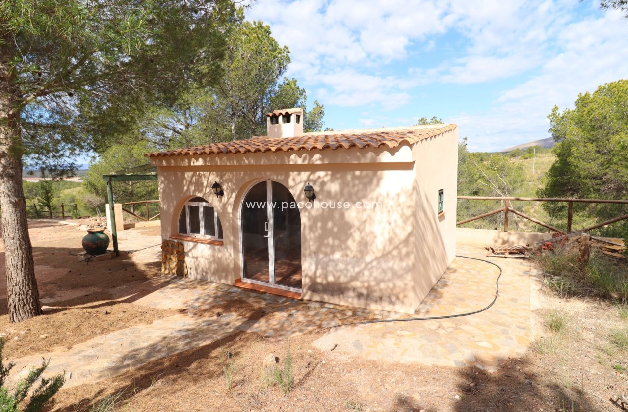 Resale - Villa -
Aledo